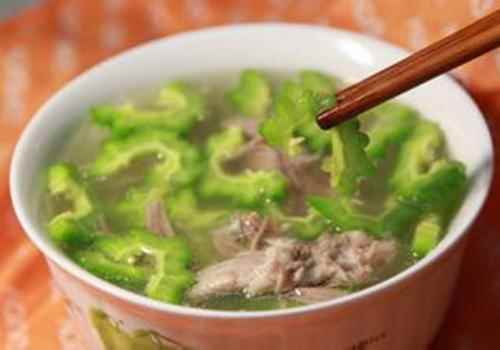 上火舌头起泡怎么办(补水辅助上火的一个重大原因)
